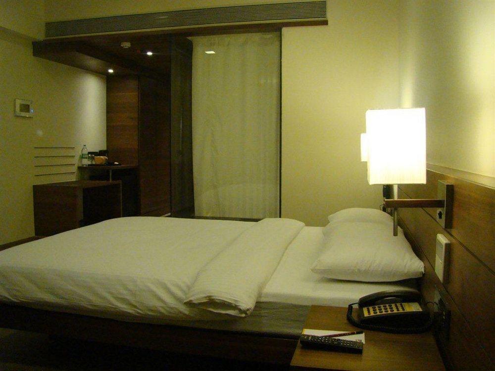 Temple Tree Hotel Shirdi Eksteriør billede