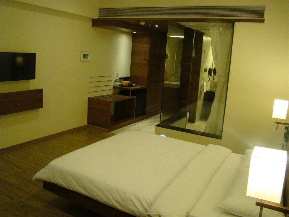 Temple Tree Hotel Shirdi Eksteriør billede